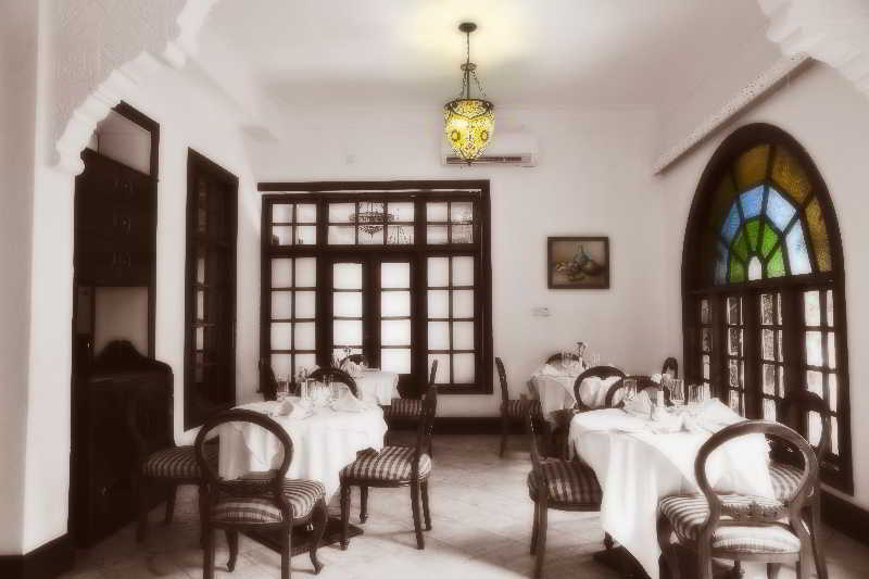 Protea Hotel By Marriott Dar Es Salaam Courtyard Dar es Salaam Exterior foto